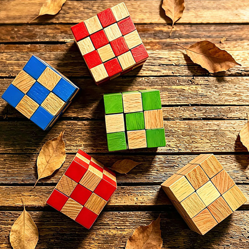 Kids Education Fun - Quadratischer Schlangenwürfel aus Holz, Denkspiel für
